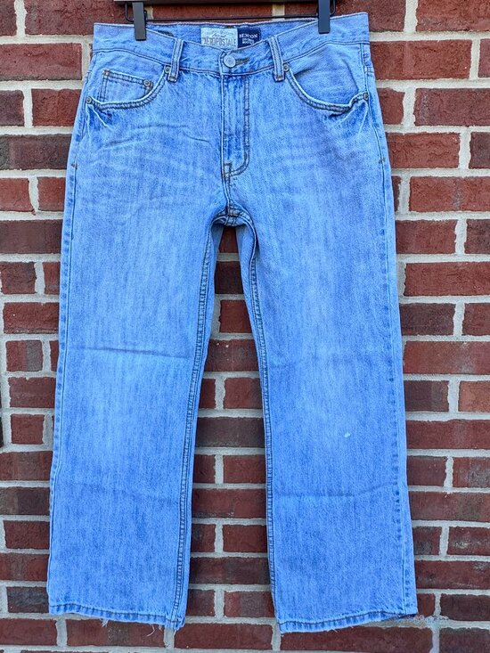 (SOLD) Aeropostale Benton Original Bootcut Jeans Mens Size 32 Distressed Grunge - Picture 1 of 15
